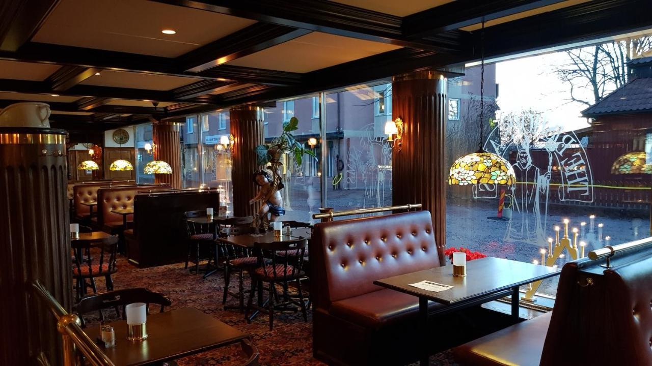 Hotel Bishops Arms Mora község Kültér fotó