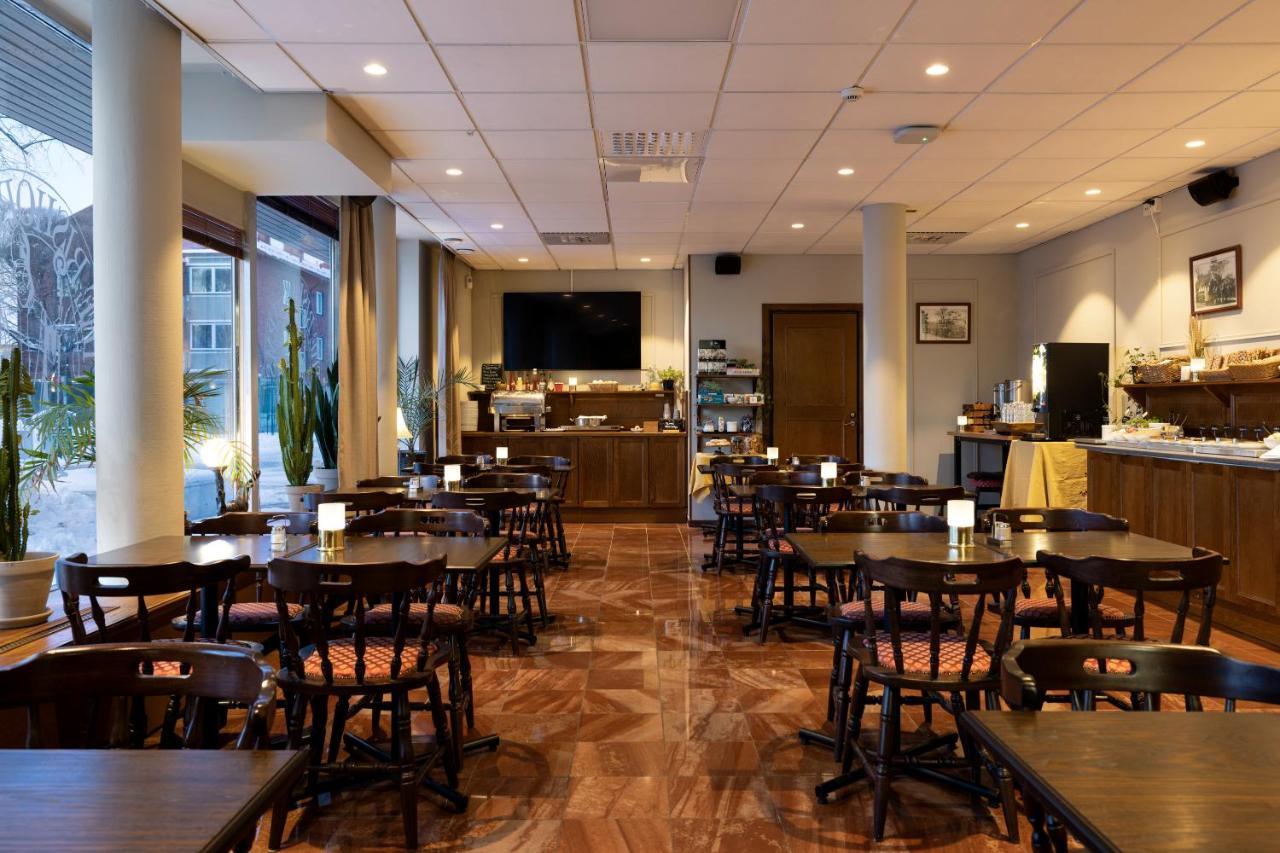 Hotel Bishops Arms Mora község Kültér fotó